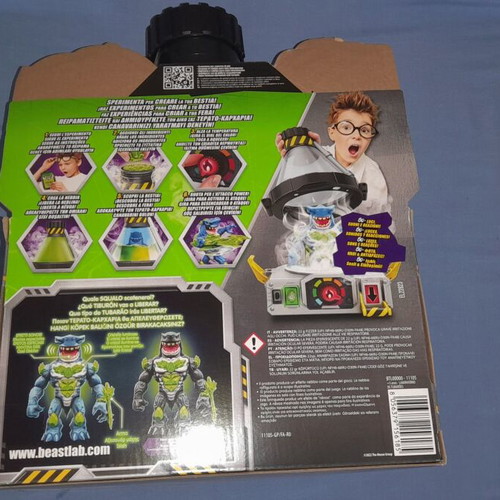 Beast Lab Monster Shark Laboratory New Playset