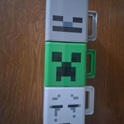Minecraft Paladone stacking mugs set of 3 used