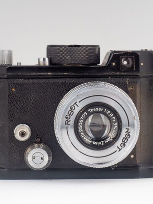 Berning Robot II 35mm φωτογραφική μηχανή μεταχειρισμένη με φακό Carl Zeiss Tessar