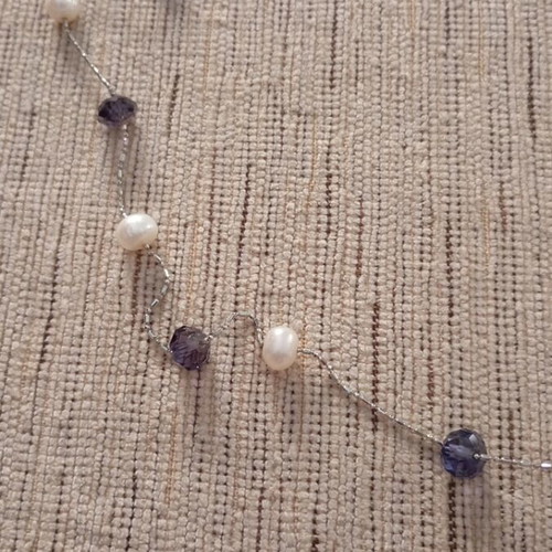 Necklace in excellent condition