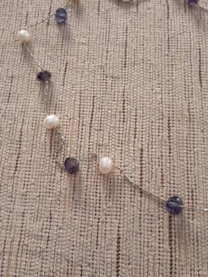 Necklace in excellent condition