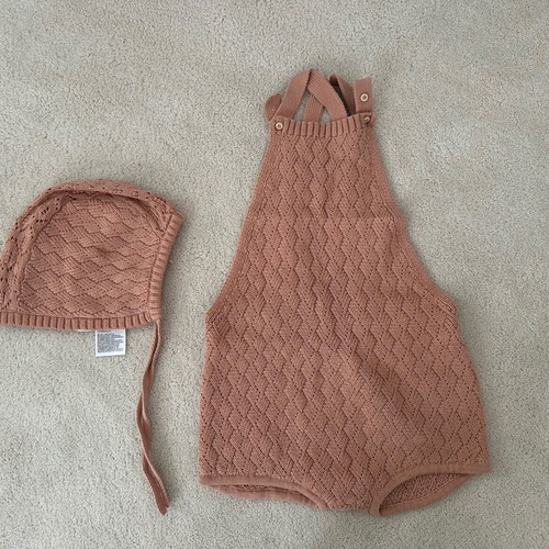 Baby knitted set with romper and hat new for 92 cm