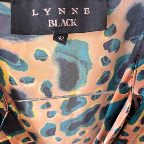 Lynne women's sleeveless satin shirt multicolor size medium like new