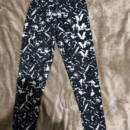 Athletic leggings small like new, black and white