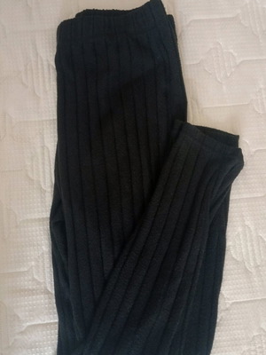 Shein embossed warm leggings like new, sizes Large to 2XL, black
