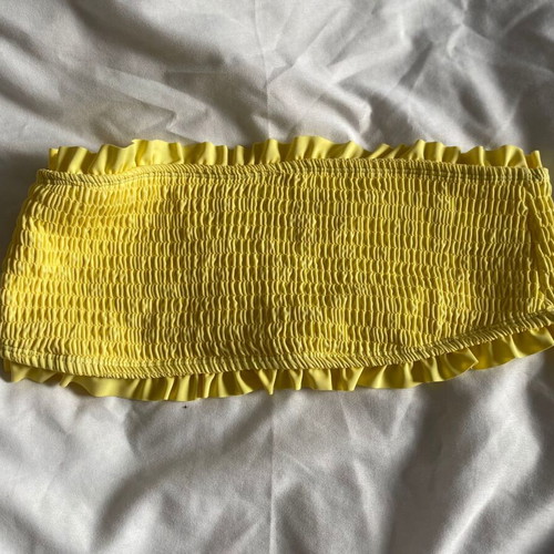 Yellow Top Medium like new for Beach and Summer
