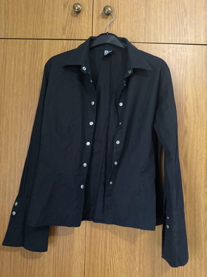 Bonn Fashion shirt size L like new, black
