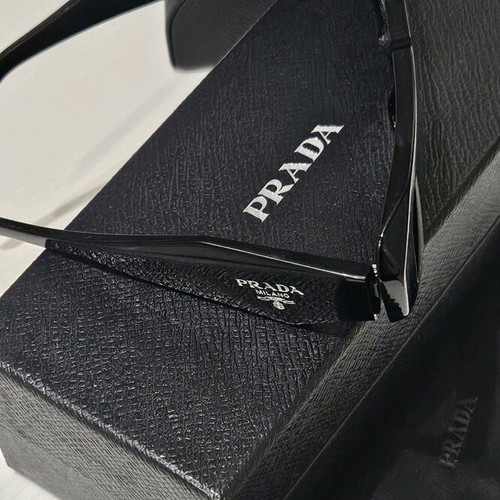 Prada γυαλιά ηλίου μαύρα σαν καινούργια, αυθεντικά