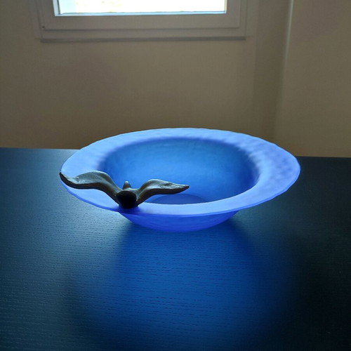 Decorative glass platter like new, blue royal with metal bird figure