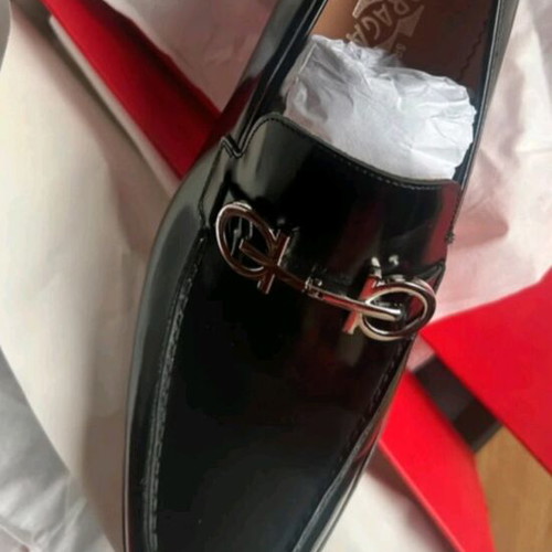 Salvatore Ferragamo Tramezza loafers new, size 43-43.5, black