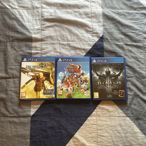 Final Fantasy Type-0, One Piece Unlimited World Red, Diablo III Reaper of Souls PS4 games bundle used