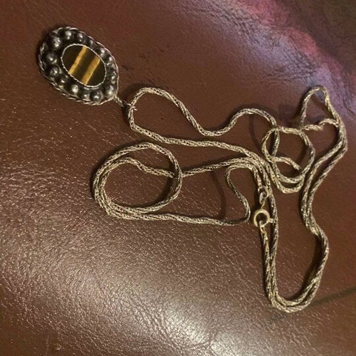Vintage sterling silver tiger’s eye pendant necklace used