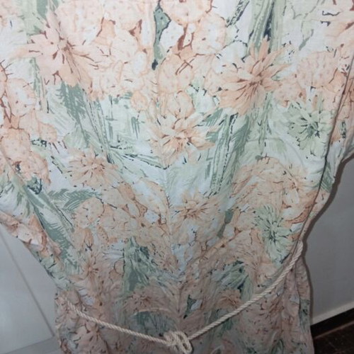 Linen women's dress knee-length with floral print, like new, Esmara size 40