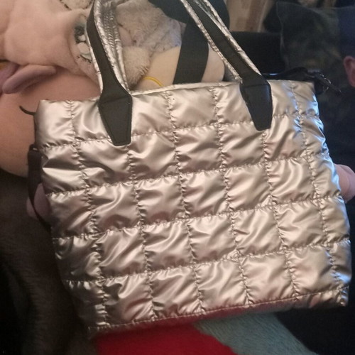 Silver handbag like new with large strap