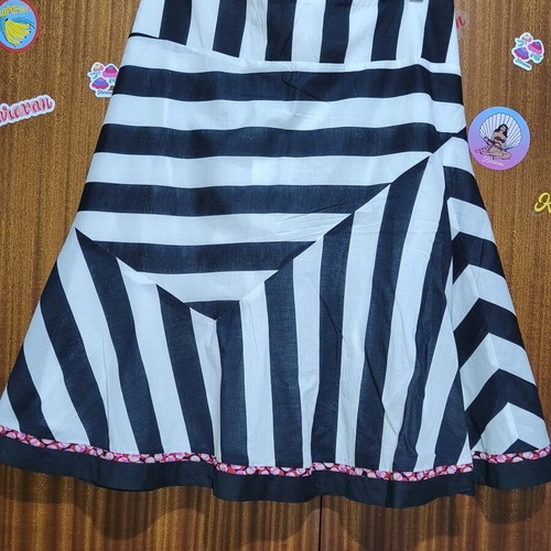 St Martins cotton striped skirt size S used, black and white