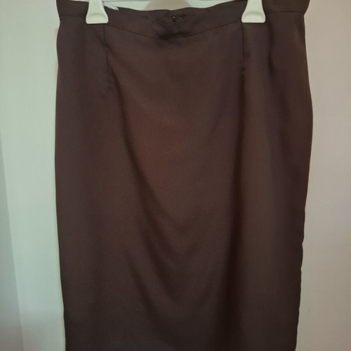 Classic skirt brown one size like new with buttons and zipper