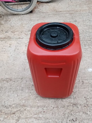 Plastic container 20 liters with handles, square, food safe