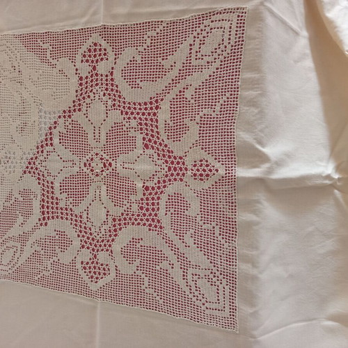 Handmade Beige Tablecloth with Crochet and Azur, like new, 193x188 cm