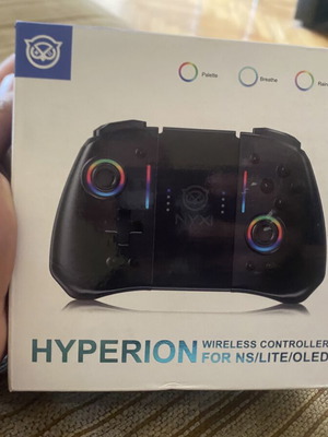Nyxi Hyperion контролер за Nintendo Switch нов