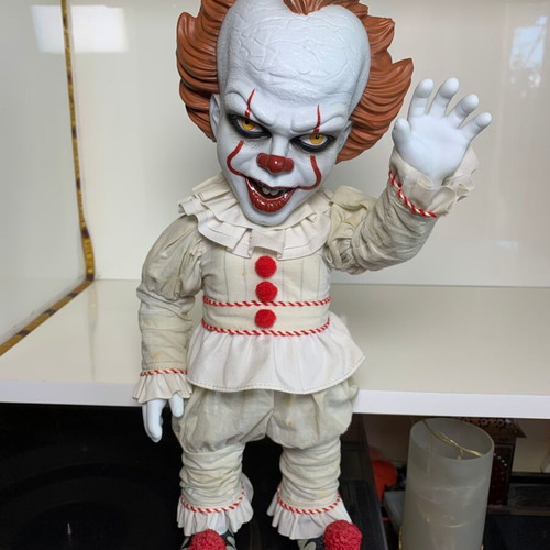 Mezco IT Mega Scale Talking Pennywise action figure used
