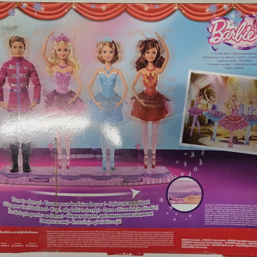 Mattel Barbie In The Pink Shoes Holiday Gift Set new