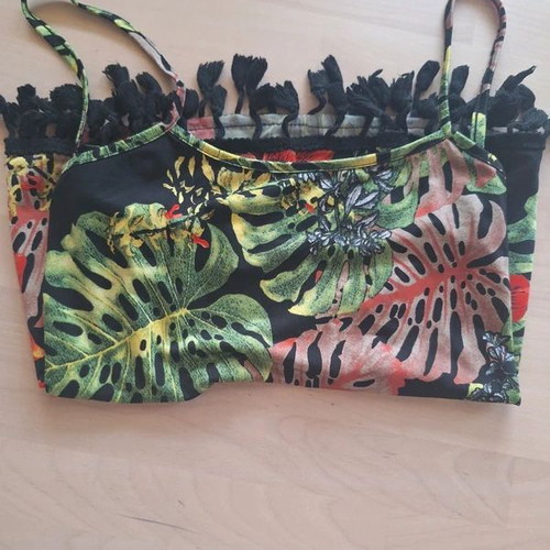 Tu Boho Tropical Fringe Crop Top like new, size S/M