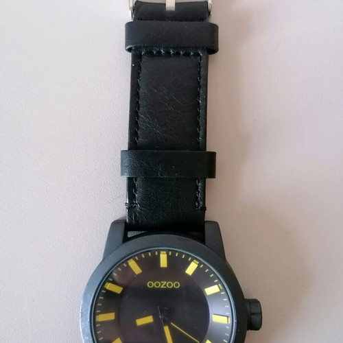 Oozoo watch used, black with leather strap