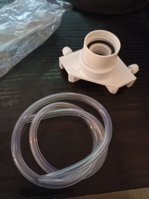 Water refill device for aquarium
