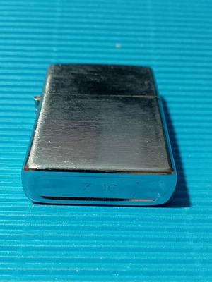 Z-16 Windproof Lighter like new