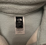 The North Face Yumiori 1/4 women's fleece new with tags, white and turquoise