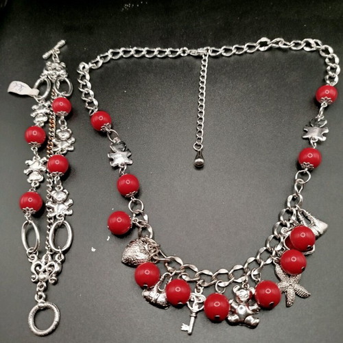 Bracelet and necklace set with red beads and metal charms new