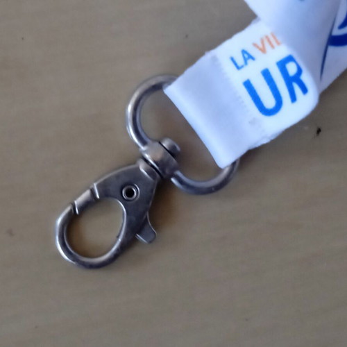 Uruguay Natural Lanyard with Plastic Clasp and Metal Clip new
