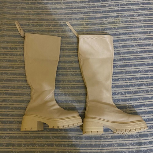 White boots new, size 35