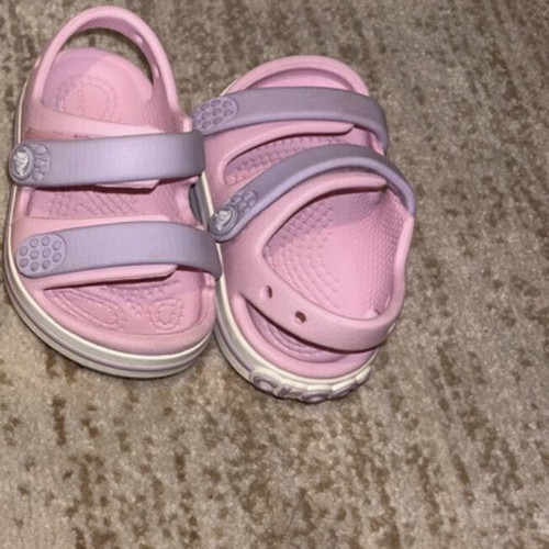 Crocs baby size 20 EU like new, lilac pink