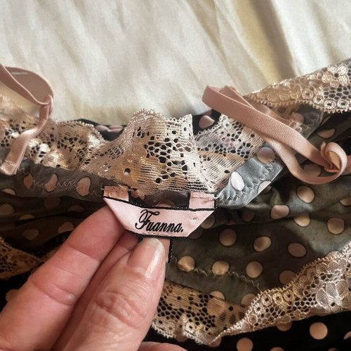 Women's sleepwear size M like new, chocolate and pink polka dot