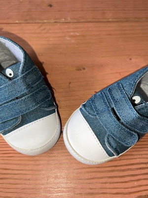 Βρεφικά παπούτσια αγκαλιάς Mothercare μεταχειρισμένα, νούμερο 16