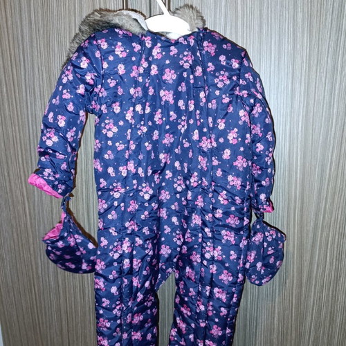 Baby snowsuit 12-18 months like new, waterproof with fleece