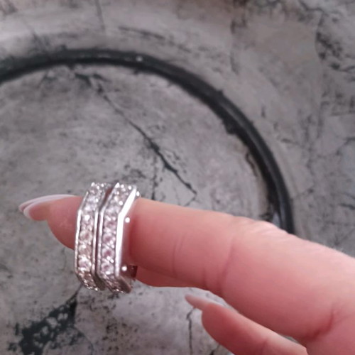 Silver ring 925 with zircon new, size 51-52