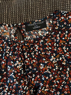 Essentials Floral Mini Dress like new, black with small flowers