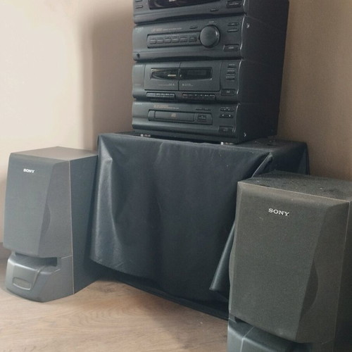 Sony LBT-N200 stereo system used with two speakers, needs maintenance