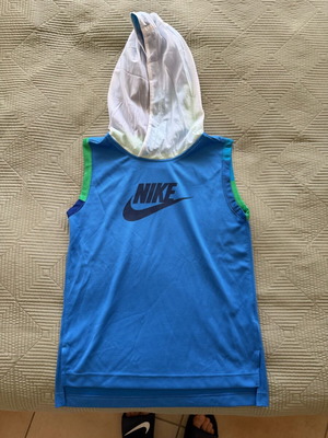 Παιδική μπλούζα Nike αμάνικη μπασκετική με κουκούλα σαν καινούργια, μέγεθος L, μπλε