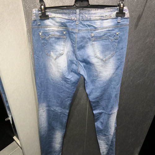 Y2K Glam Distressed Skinny Jean like new, blue with strass
