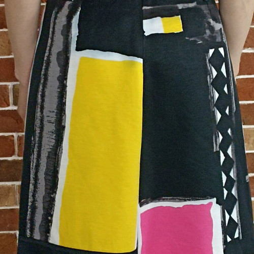 Kenzo women's skirt like new, colorful print, size L