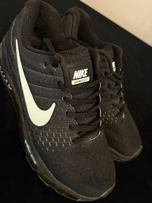 Nike Air Max sneakers size 37.5, black