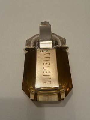 Mugler Alien Goddess Intense Eau de Parfum 30 ml like new