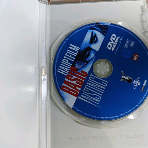 Basic Instinct DVD like new, 1992 thriller movie