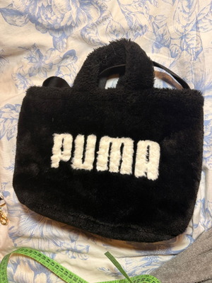 Τσάντα Puma χιαστί μαύρη και άσπρη σαν καινούργια