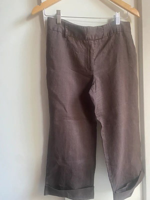 Zara women's cropped linen pants used, brown, size M