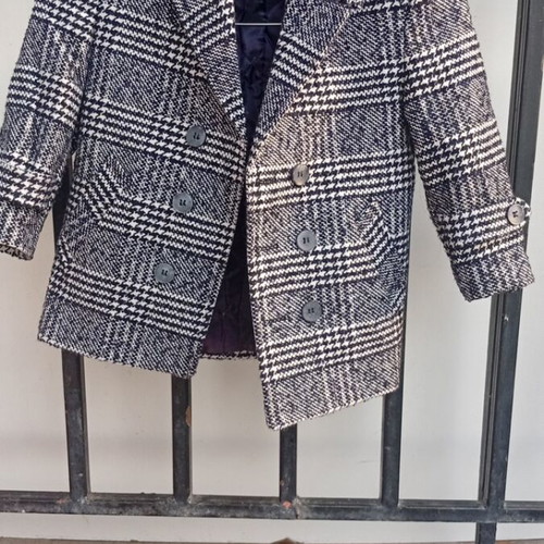 Baby coat size 92 cm Lemon brand like new with pockets