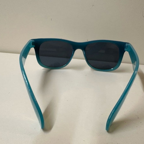 Mango kids sunglasses used for ages 6-8